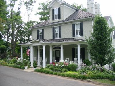Grey Horse Inn Bed and Breakfast, The Plains, Virginia, Pet Friendly