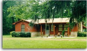 HodgePodge Cottages on Caddo Lake, Uncertain, Texas