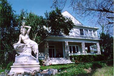 The Strickland Arms Bed & Breakfast, Austin, Texas