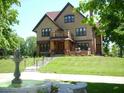 An Historic Westphal Mansion Inn Bed and Breakfast, Hartford, Wisconsin, Romantic