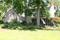 Island House of Wanchese Bed and Breakfast, Wanchese, North Carolina, Pet Friendly