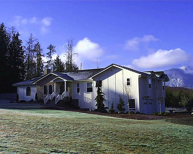 The Meadows Inn with views of the Olympic Mountains