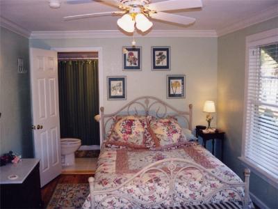 Pine Lodge Bed & Breakfast , Inglis, Florida, Pet Friendly