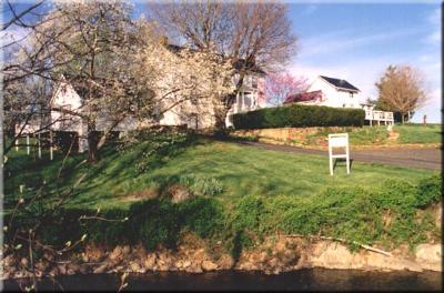 Cottages at Sharp Rock Vineyards,The, Sperryville, Virginia